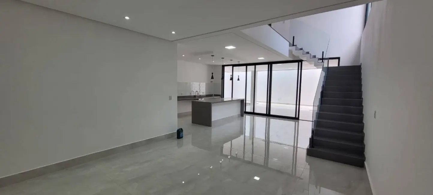 Foto 5 de Casa de Condomínio com 4 quartos à venda, 300m2 em Jardim Fazenda Rincão, Aruja - SP