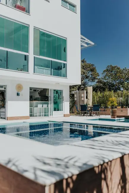 Foto 2 de Casa de Condomínio com 4 quartos à venda, 450m2 em Aruja - SP