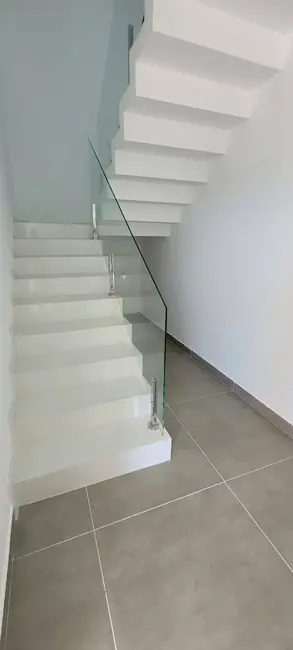 Foto 9 de Casa com 4 quartos à venda, 300m2 em Jardim das Cerejeiras, Aruja - SP