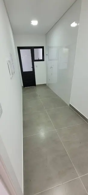 Foto 7 de Casa com 4 quartos à venda, 300m2 em Jardim das Cerejeiras, Aruja - SP