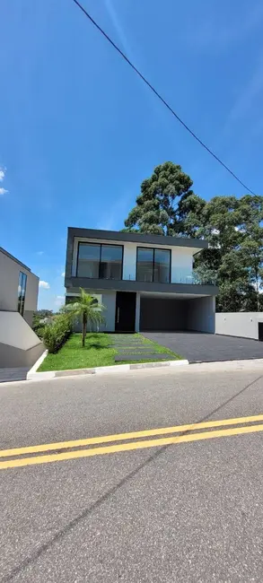 Foto 1 de Casa com 4 quartos à venda, 300m2 em Jardim das Cerejeiras, Aruja - SP