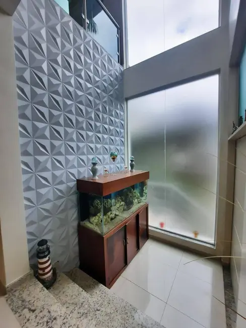 Foto 5 de Casa de Condomínio com 4 quartos à venda, 400m2 em Jardim Fazenda Rincão, Aruja - SP