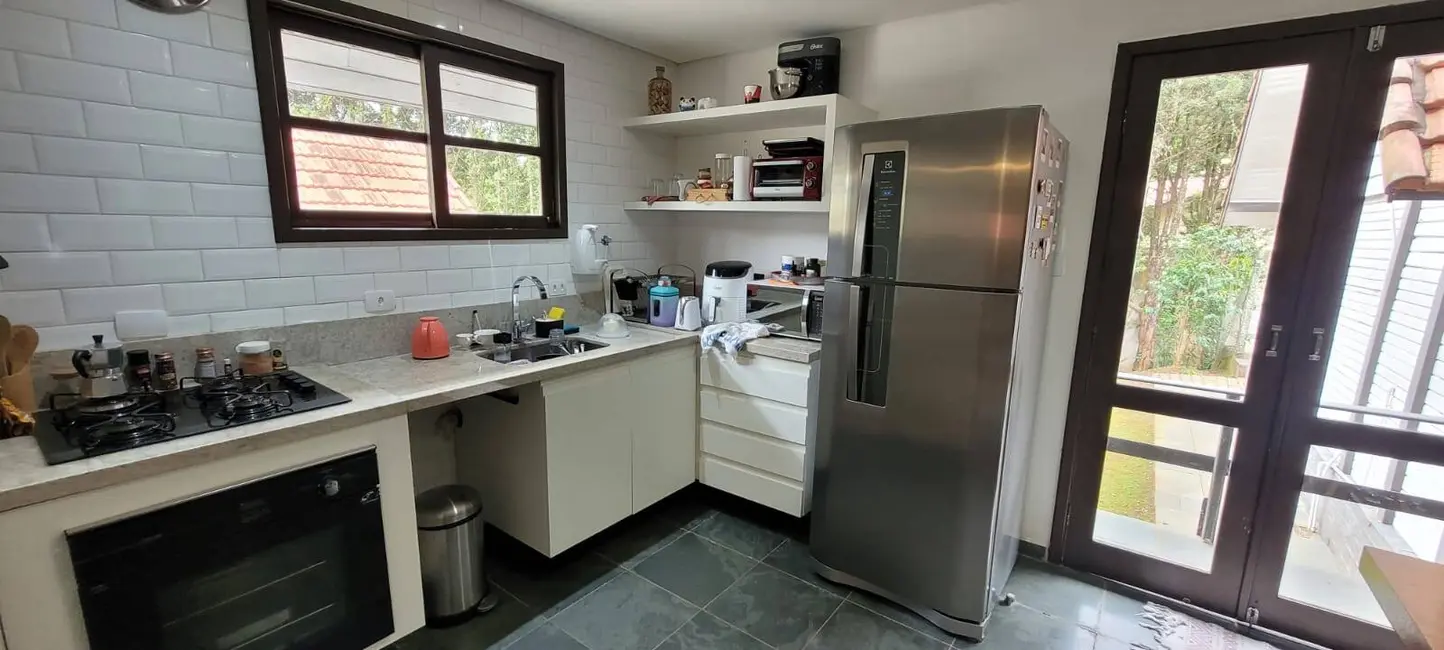 Foto 7 de Casa com 5 quartos à venda e para alugar em Jardim Planalto, Aruja - SP