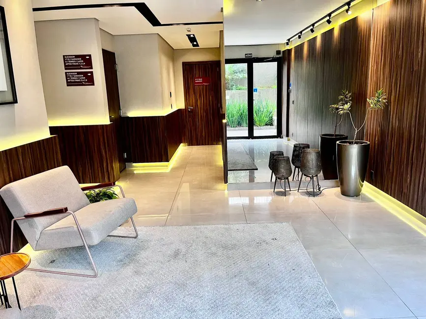 Foto 3 de Apartamento com 3 quartos à venda, 78m2 em Jordanópolis, Aruja - SP