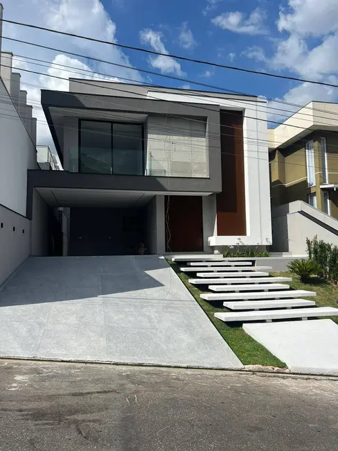Casa de Condomínio com 4 quartos à venda, 300m2 em Residencial Real Park, Aruja - SP - imagem 1 Foto 1 de Casa de Condomínio com 4 quartos à venda, 300m2 em Residencial Real Park, Aruja - SP