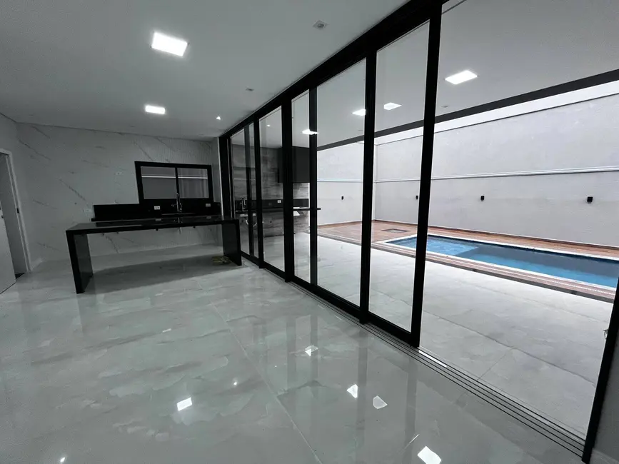 Casa de Condomínio com 4 quartos à venda, 300m2 em Residencial Real Park, Aruja - SP - imagem 8 Foto 8 de Casa de Condomínio com 4 quartos à venda, 300m2 em Residencial Real Park, Aruja - SP