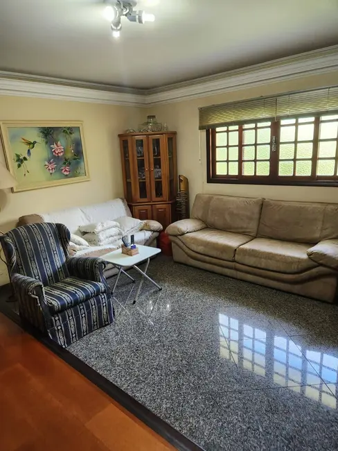 Foto 9 de Casa com 3 quartos à venda, 1000m2 em Arujázinho I, II e III, Aruja - SP