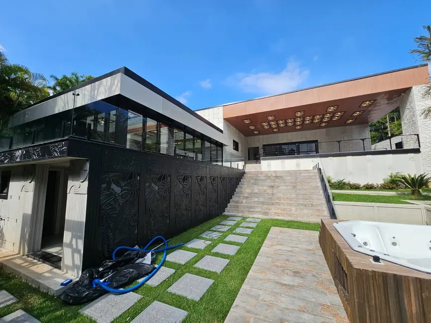 Foto 43 de Casa à venda, 1850m2 em Arujázinho I, II e III, Aruja - SP