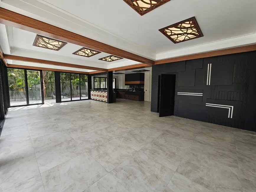 Foto 45 de Casa à venda, 1850m2 em Arujázinho I, II e III, Aruja - SP