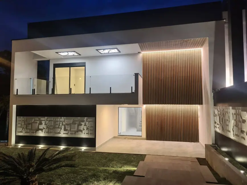 Foto 19 de Casa à venda, 1850m2 em Arujázinho I, II e III, Aruja - SP