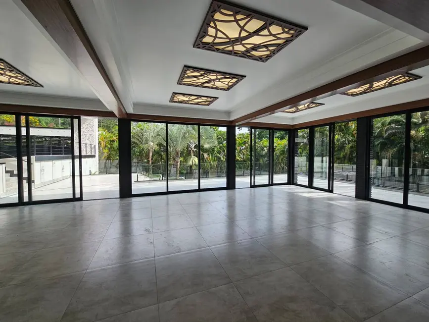 Foto 50 de Casa à venda, 1850m2 em Arujázinho I, II e III, Aruja - SP