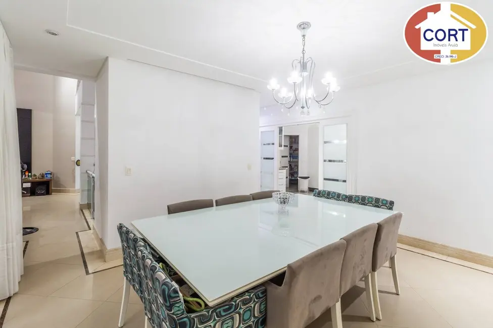 Foto 7 de Casa de Condomínio à venda, 600m2 em Aruja - SP