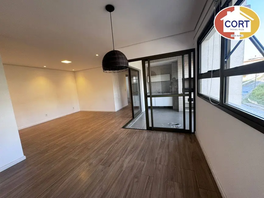 Foto 3 de Apartamento com 3 quartos à venda, 99m2 em Chácara São José, Aruja - SP