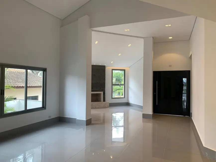 Foto 2 de Casa de Condomínio com 5 quartos à venda, 1200m2 em Aruja - SP