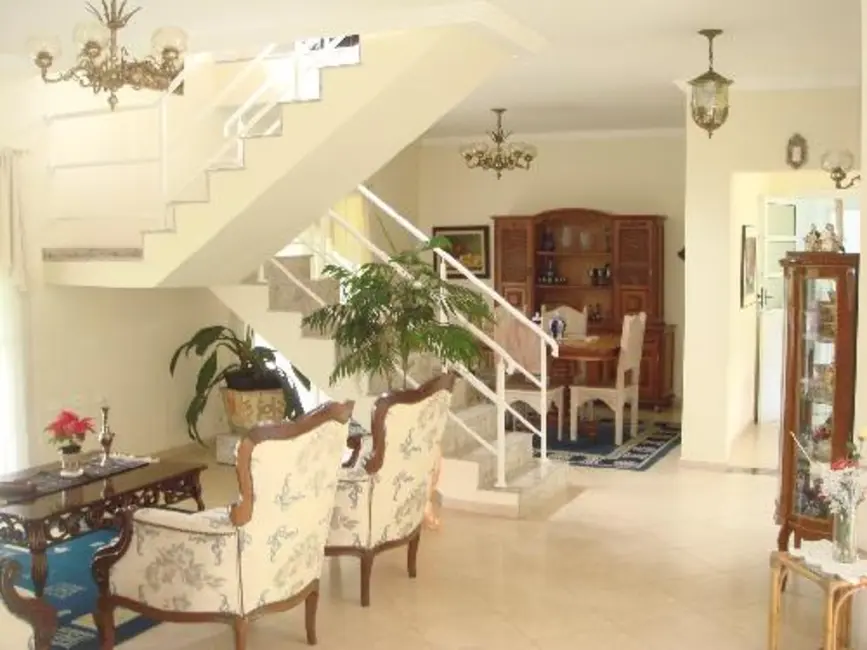 Foto 1 de Casa de Condomínio com 3 quartos à venda, 1660m2 em Arujázinho I, II e III, Aruja - SP
