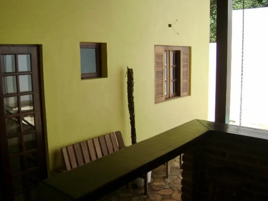 Foto 5 de Casa de Condomínio com 4 quartos à venda, 350m2 em Arujá Country Club, Aruja - SP