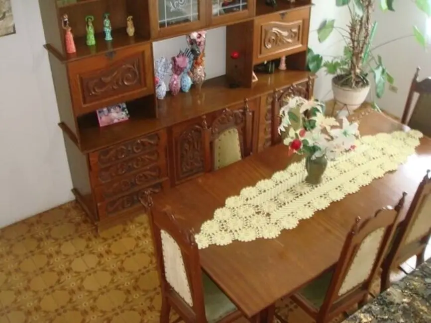 Foto 3 de Casa com 3 quartos à venda, 300m2 em Jordanópolis, Aruja - SP