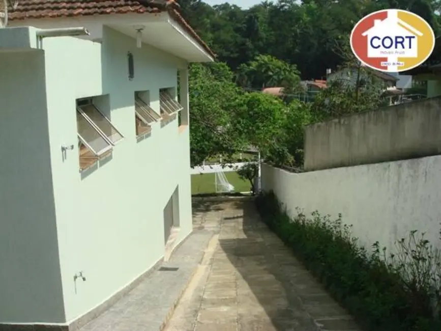 Foto 4 de Casa de Condomínio com 3 quartos à venda, 2620m2 em Caputera, Aruja - SP
