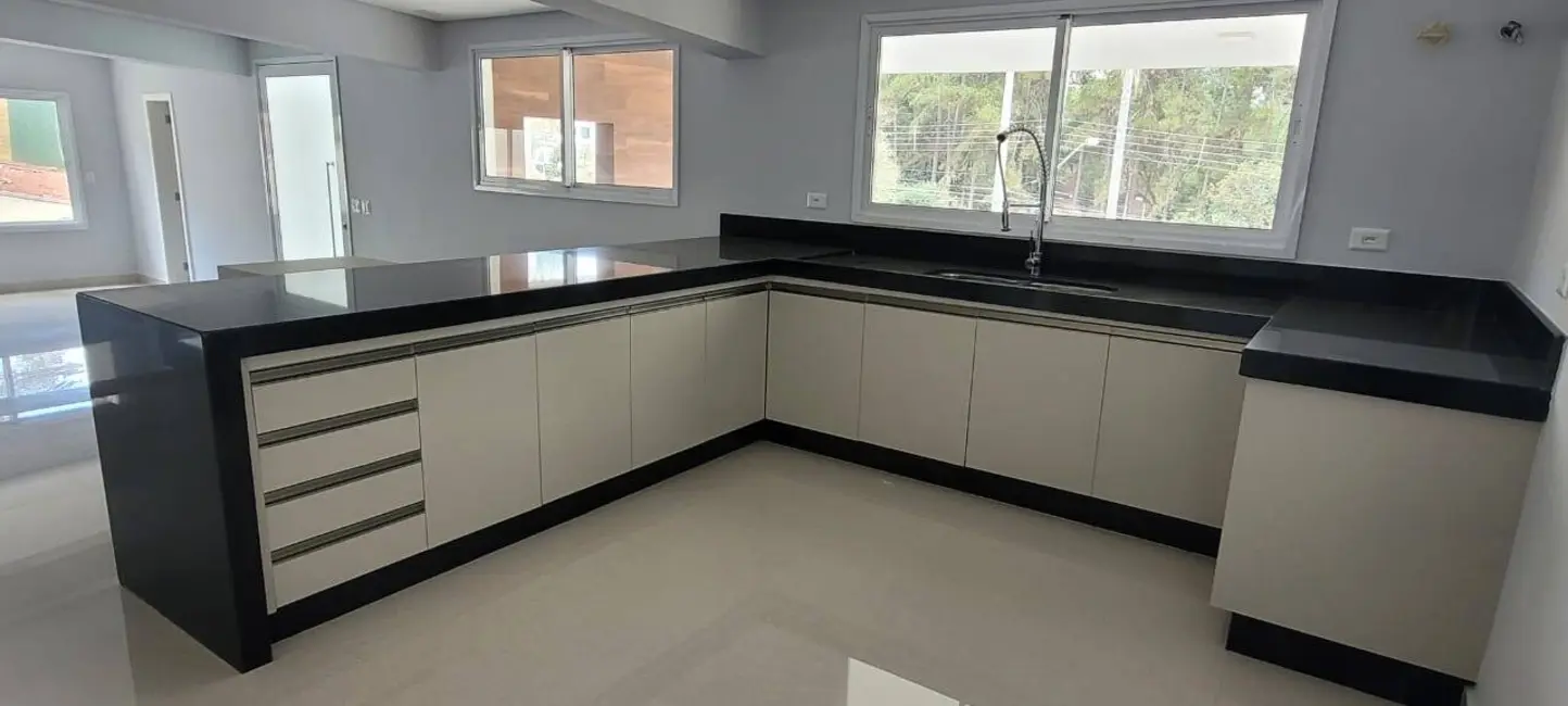 Foto 8 de Casa de Condomínio com 4 quartos à venda, 2200m2 em Caputera, Aruja - SP