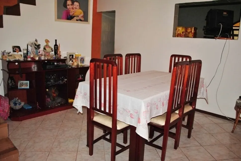 Foto 5 de Casa com 2 quartos à venda, 170m2 em Parque Maria Helena, Suzano - SP