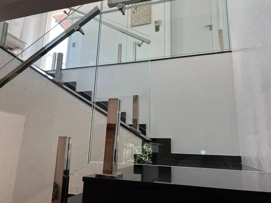 Foto 5 de Casa de Condomínio com 4 quartos à venda, 375m2 em Jardim das Cerejeiras, Aruja - SP