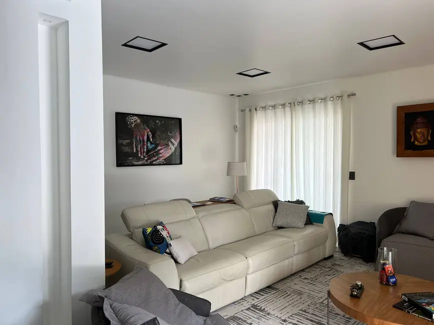 Foto 3 de Casa de Condomínio com 4 quartos à venda, 375m2 em Jardim das Cerejeiras, Aruja - SP