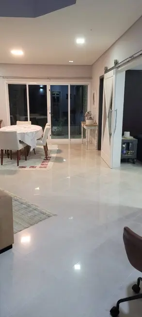 Foto 9 de Casa com 4 quartos à venda, 250m2 em Jardim Rincão, Aruja - SP