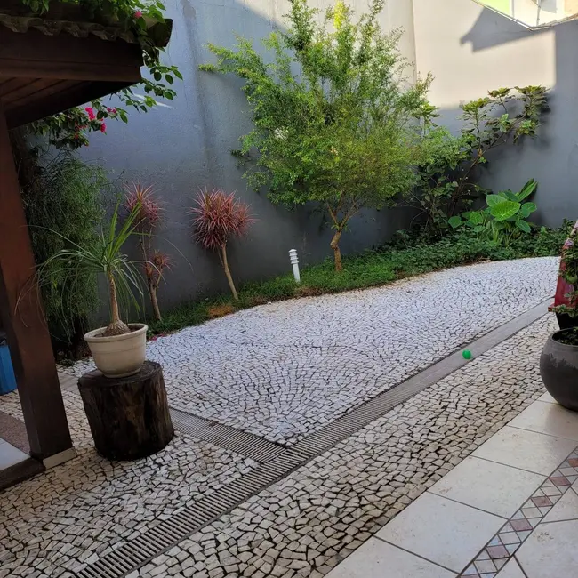 Foto 6 de Casa com 4 quartos à venda, 250m2 em Jardim Rincão, Aruja - SP