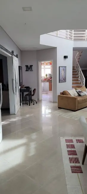 Foto 8 de Casa com 4 quartos à venda, 250m2 em Jardim Rincão, Aruja - SP