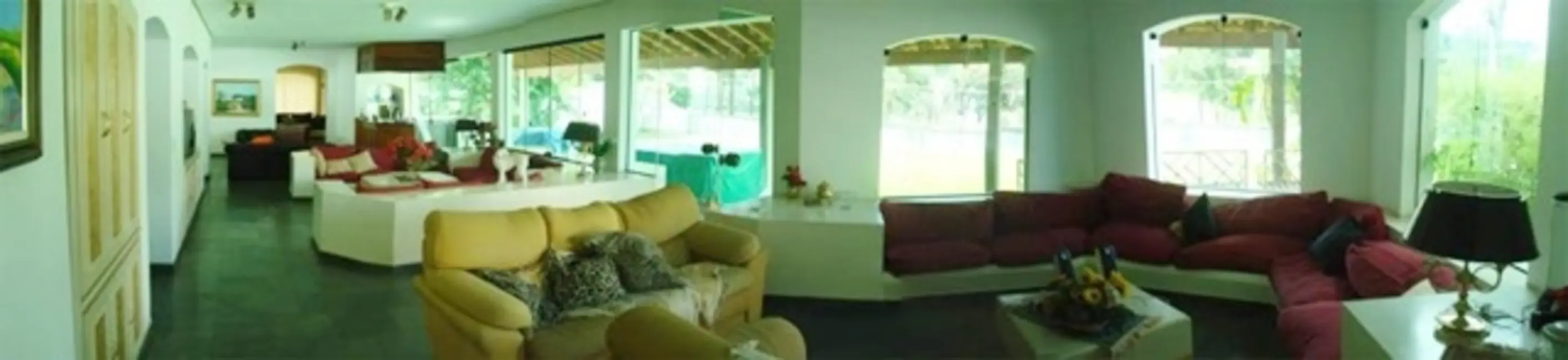 Casa de Condomínio com 4 quartos à venda, 1600m2 em Aruja - SP - imagem 4 Foto 4 de Casa de Condomínio com 4 quartos à venda, 1600m2 em Aruja - SP