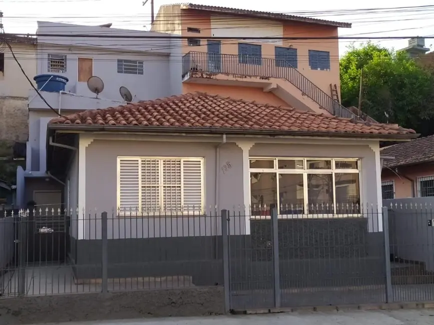 Foto 1 de Casa com 2 quartos à venda, 233m2 em Centro, Santa Isabel - SP