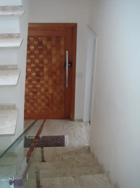 Foto 2 de Casa de Condomínio com 3 quartos à venda, 1159m2 em Jardim Imperial Hills III, Aruja - SP