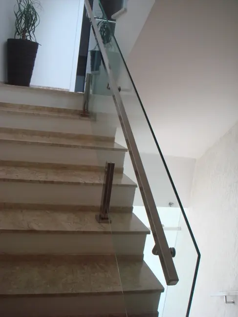 Foto 3 de Casa de Condomínio com 3 quartos à venda, 1159m2 em Jardim Imperial Hills III, Aruja - SP