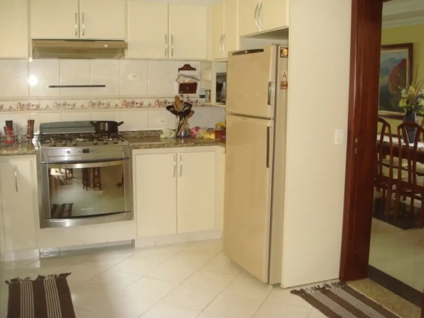 Foto 5 de Casa de Condomínio com 3 quartos à venda, 250m2 em Arujázinho IV, Aruja - SP