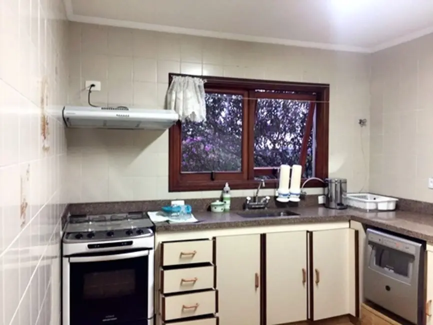 Foto 9 de Casa de Condomínio com 3 quartos à venda, 506m2 em Jardim das Cerejeiras, Aruja - SP