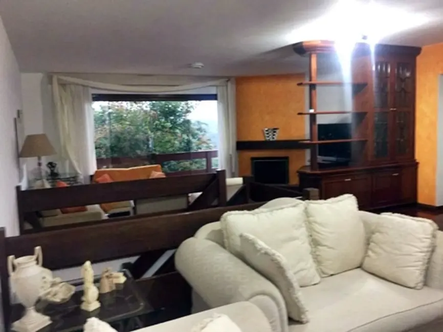 Foto 7 de Casa de Condomínio com 3 quartos à venda, 506m2 em Jardim das Cerejeiras, Aruja - SP