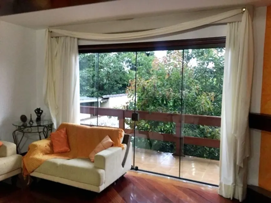 Foto 5 de Casa de Condomínio com 3 quartos à venda, 506m2 em Jardim das Cerejeiras, Aruja - SP