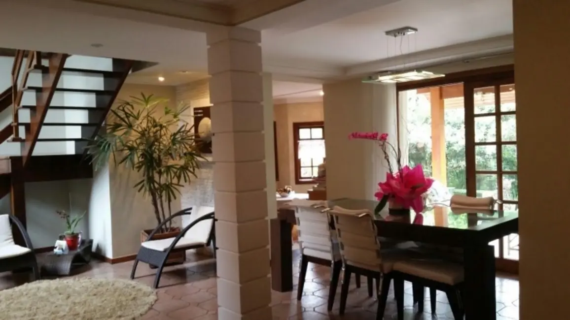 Foto 2 de Casa de Condomínio com 3 quartos à venda, 1200m2 em Novo Horizonte Hills I e II, Aruja - SP