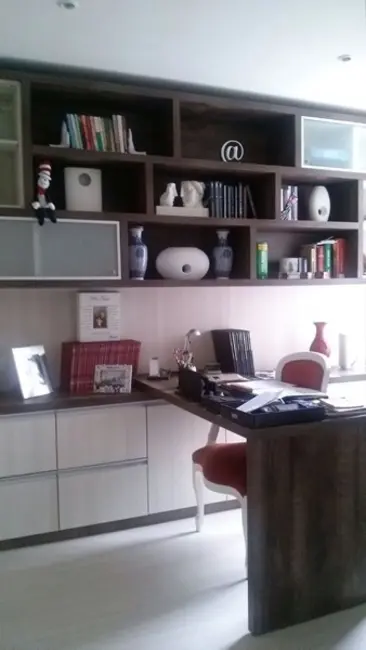 Foto 8 de Casa de Condomínio com 4 quartos à venda, 1500m2 em Novo Horizonte Hills I e II, Aruja - SP