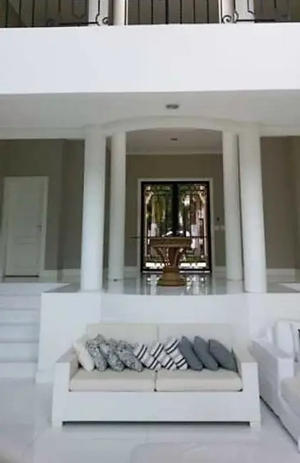 Foto 4 de Casa de Condomínio com 5 quartos à venda, 2000m2 em Caputera, Aruja - SP