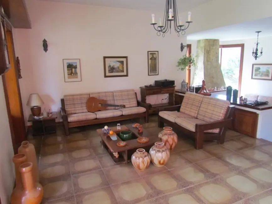 Foto 5 de Casa de Condomínio com 3 quartos à venda, 1157m2 em Jardim Planalto, Aruja - SP