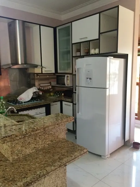 Foto 3 de Casa de Condomínio com 3 quartos à venda, 460m2 em Arujá Country Club, Aruja - SP