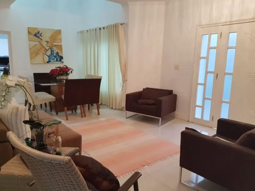 Foto 9 de Sobrado com 4 quartos à venda, 500m2 em Jardim das Cerejeiras, Aruja - SP