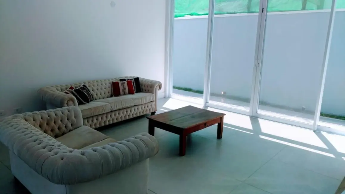Foto 3 de Casa de Condomínio com 4 quartos à venda e para alugar, 350m2 em Arujázinho IV, Aruja - SP