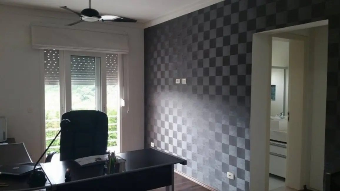 Foto 7 de Casa de Condomínio com 3 quartos à venda, 400m2 em Arujázinho IV, Aruja - SP