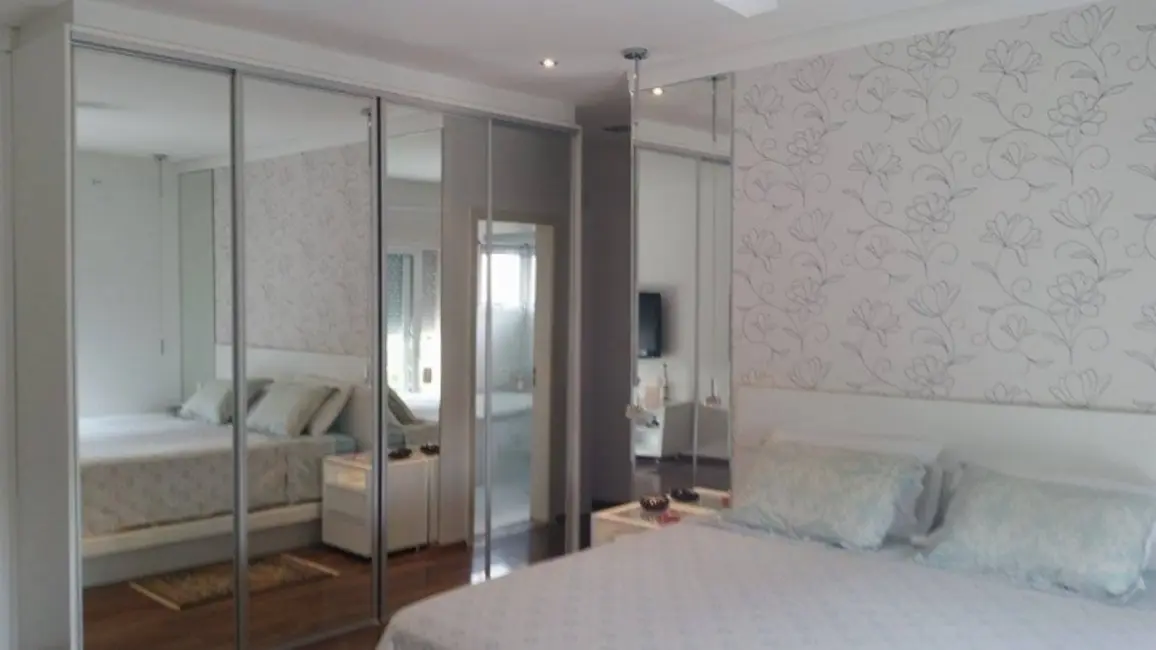 Foto 8 de Casa de Condomínio com 3 quartos à venda, 400m2 em Arujázinho IV, Aruja - SP