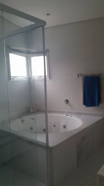 Foto 9 de Casa de Condomínio com 3 quartos à venda, 400m2 em Arujázinho IV, Aruja - SP