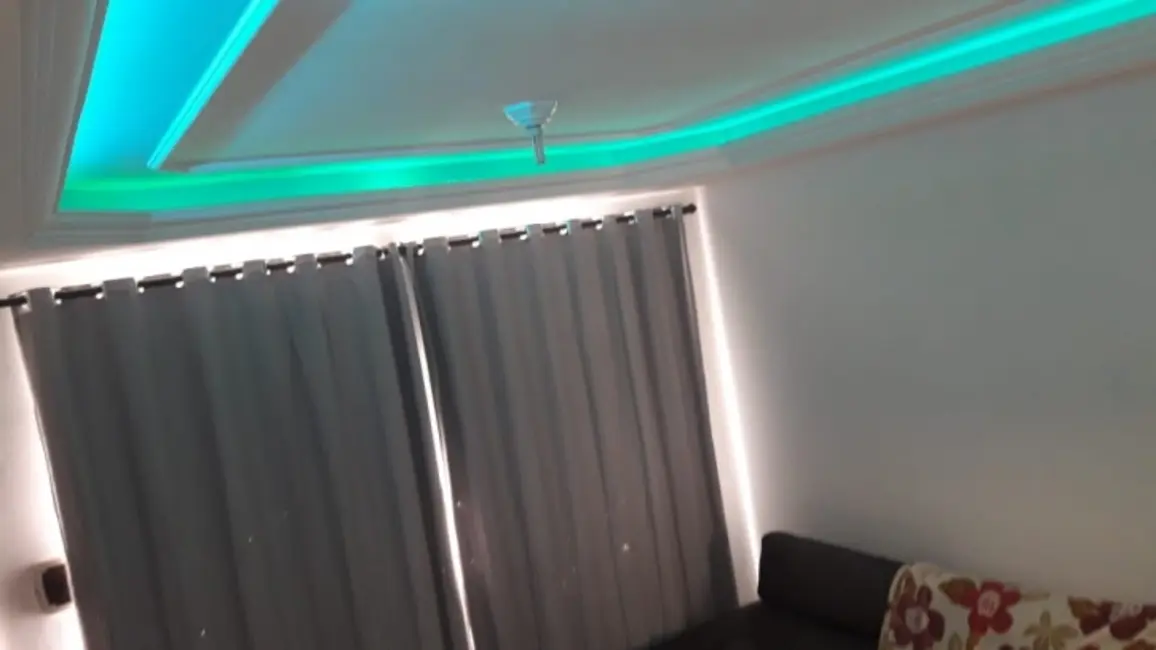 Foto 3 de Casa com 2 quartos à venda, 250m2 em Jardim Jóia, Aruja - SP