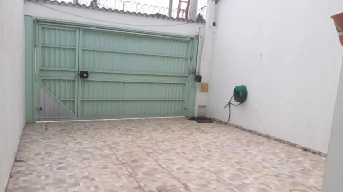 Foto 9 de Casa com 2 quartos à venda, 250m2 em Jardim Jóia, Aruja - SP