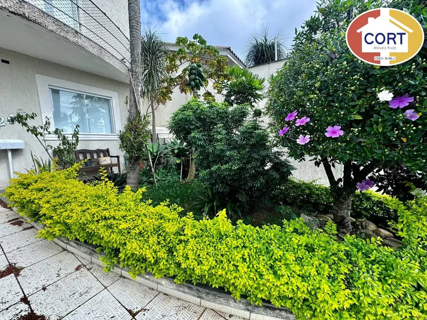 Foto 3 de Casa de Condomínio com 4 quartos à venda, 380m2 em Arujázinho IV, Aruja - SP